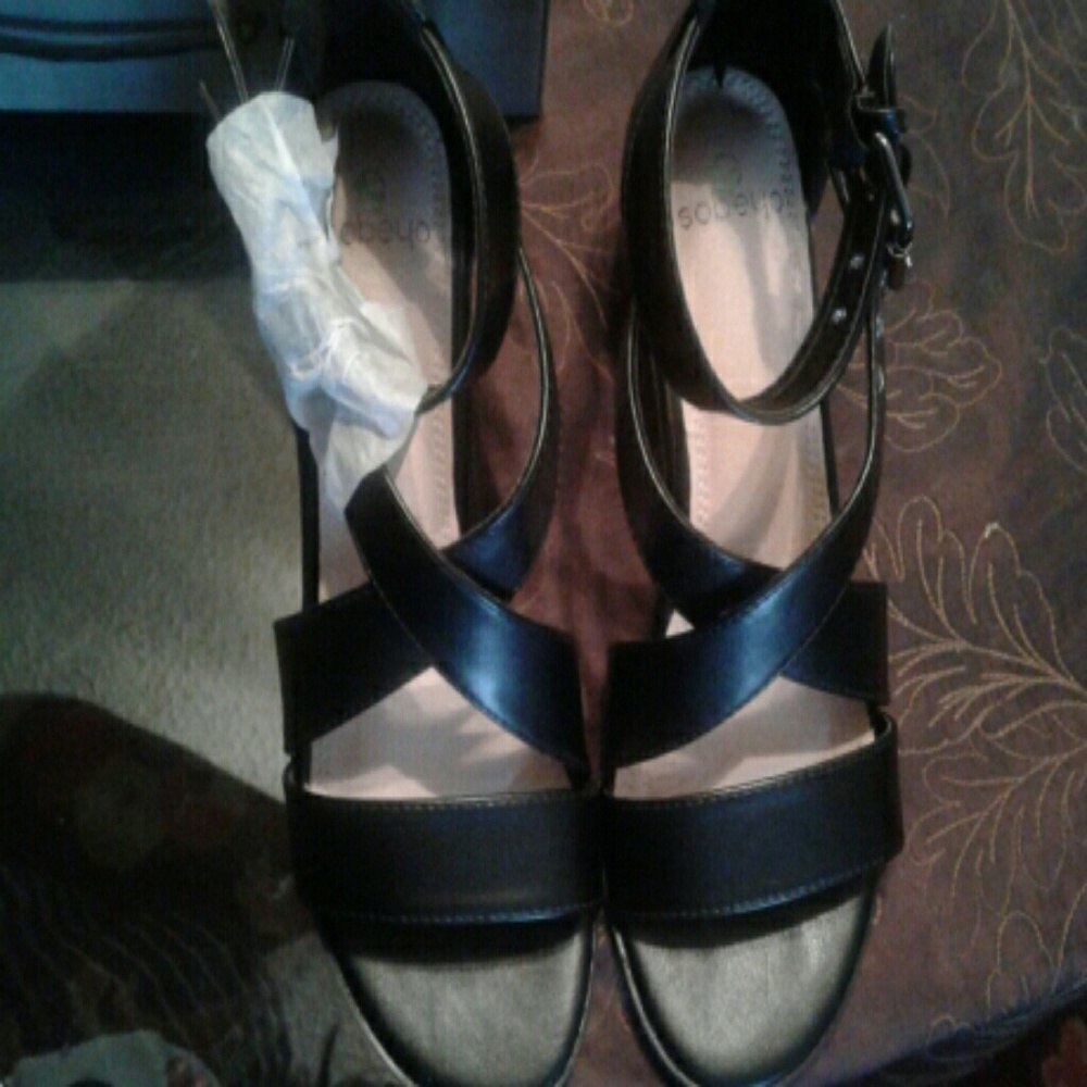 Brand New Size 10 Black Sandals
